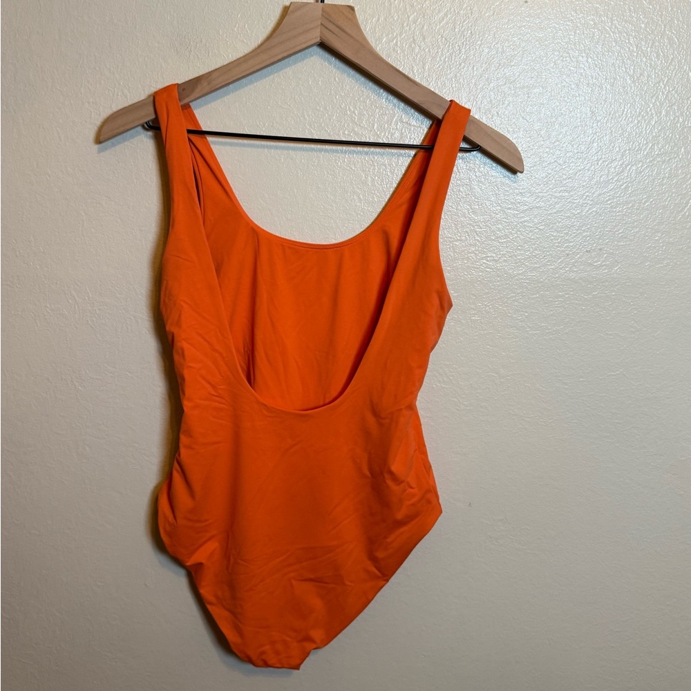 Girlfriend Collective Koi Whidbey One Piece Swimsuit - Picture 3 of 4